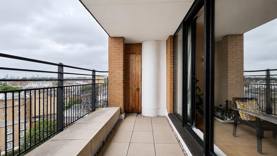 Apartment in Earls Court, Kensington And Chelsea, England 5 - 18181599