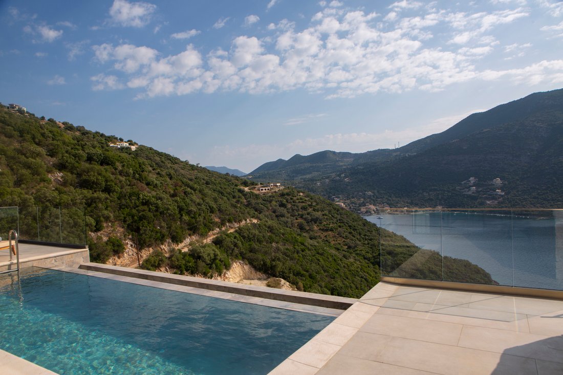 Villa in Eugirou, Apollonioi, Greece 1 - 18181573