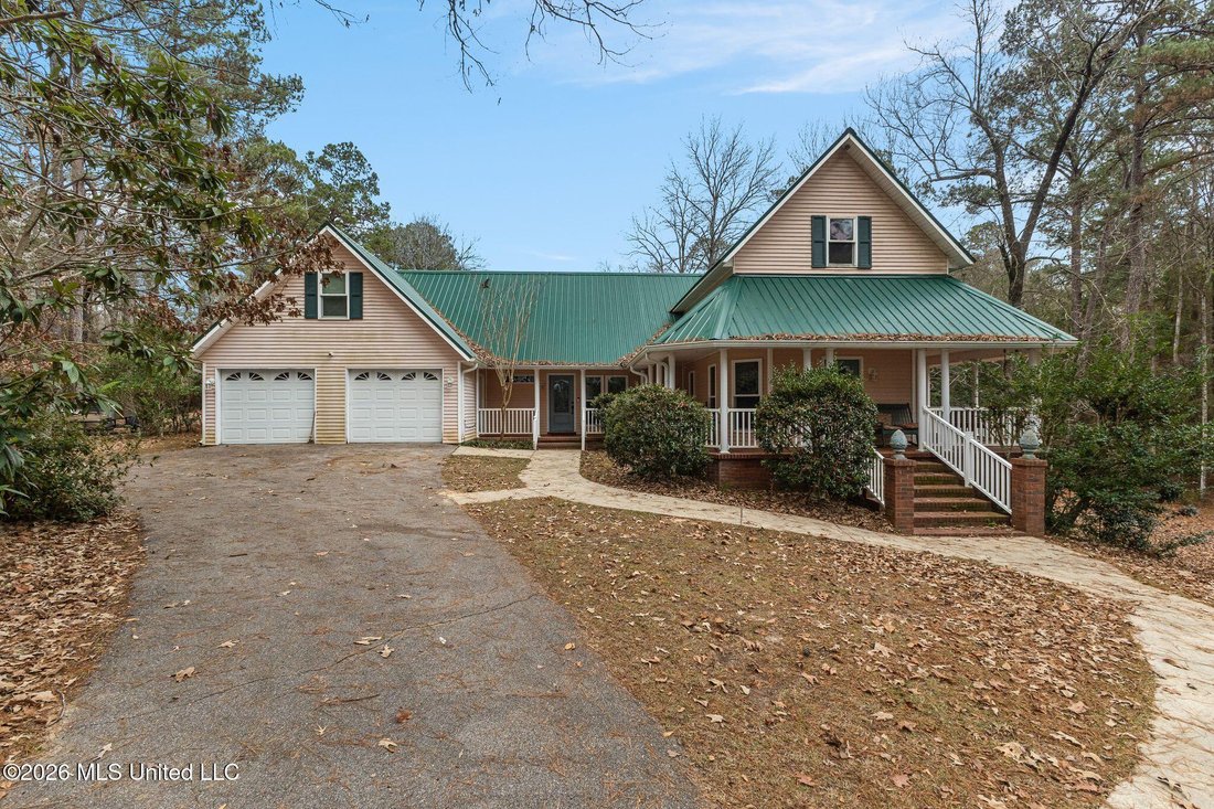 House in Poplarville, Mississippi, United States 1 - 18178768