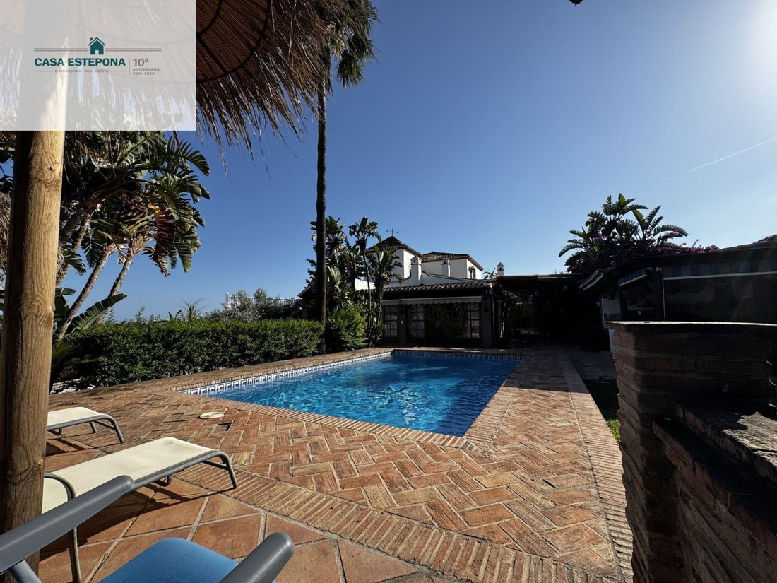 Villa in Estepona, Andalusia, Spain 2 - 18181143