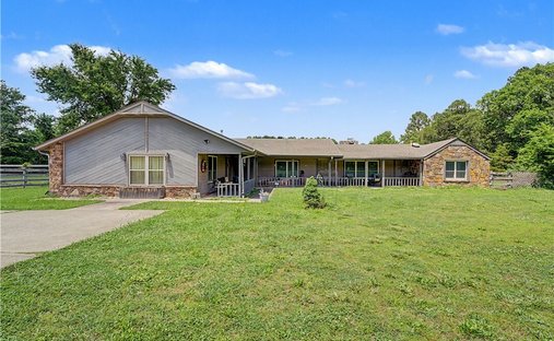 House in Johnson, Arkansas, United States 1