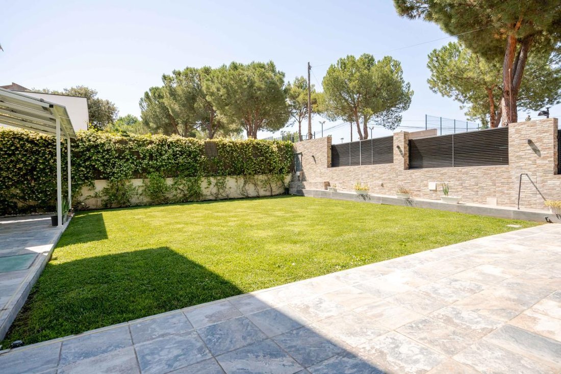 House in Boadilla del Monte, Comunidad de Madrid, Spain 3 - 18063678