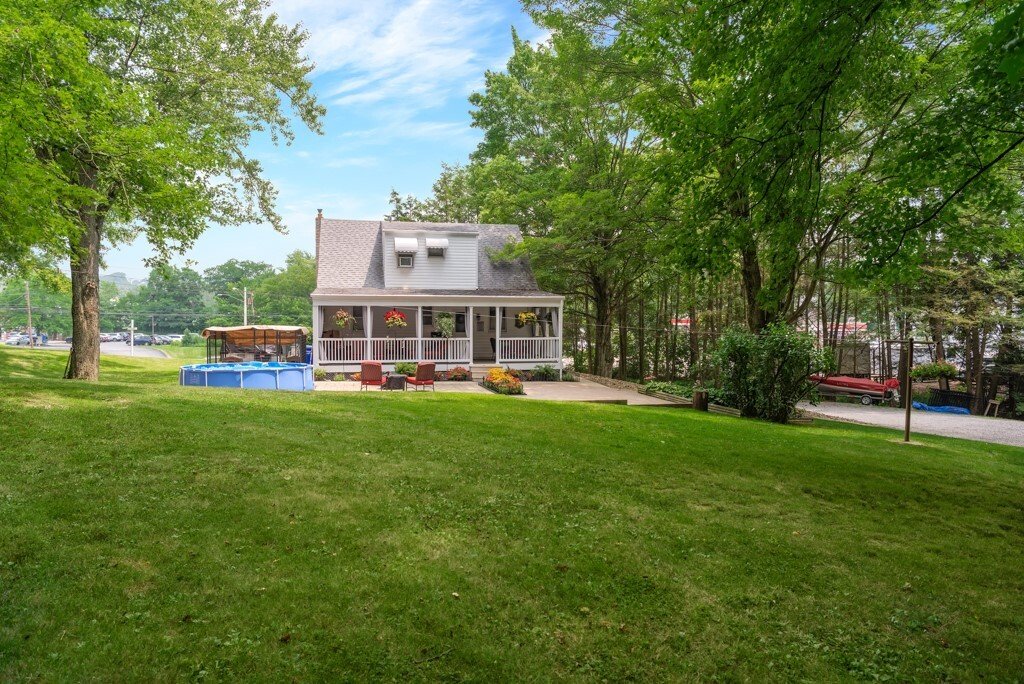 House in Zelienople, Pennsylvania, United States 4 - 18180370