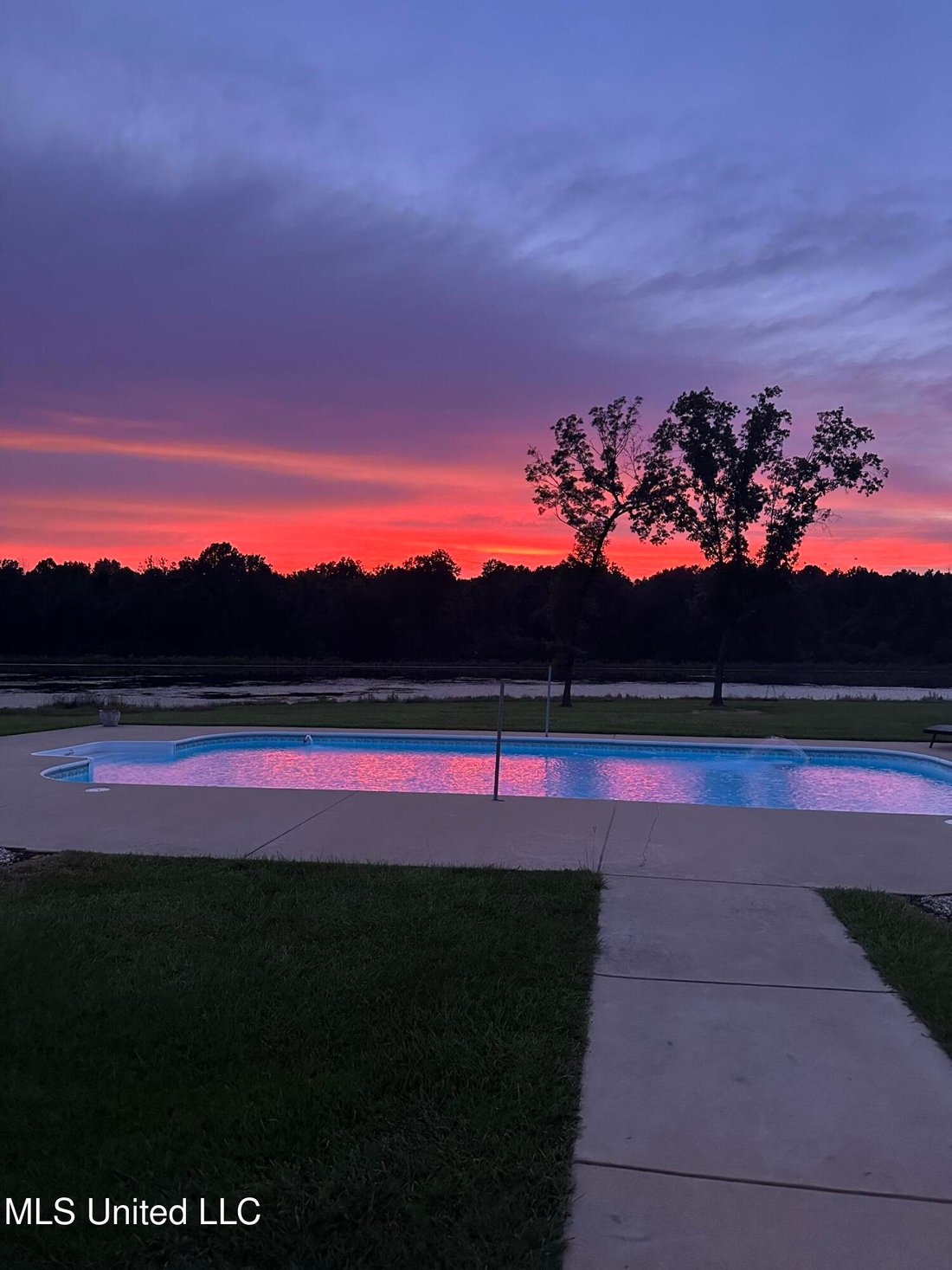 House in Florence, Mississippi, United States 5 - 18179064
