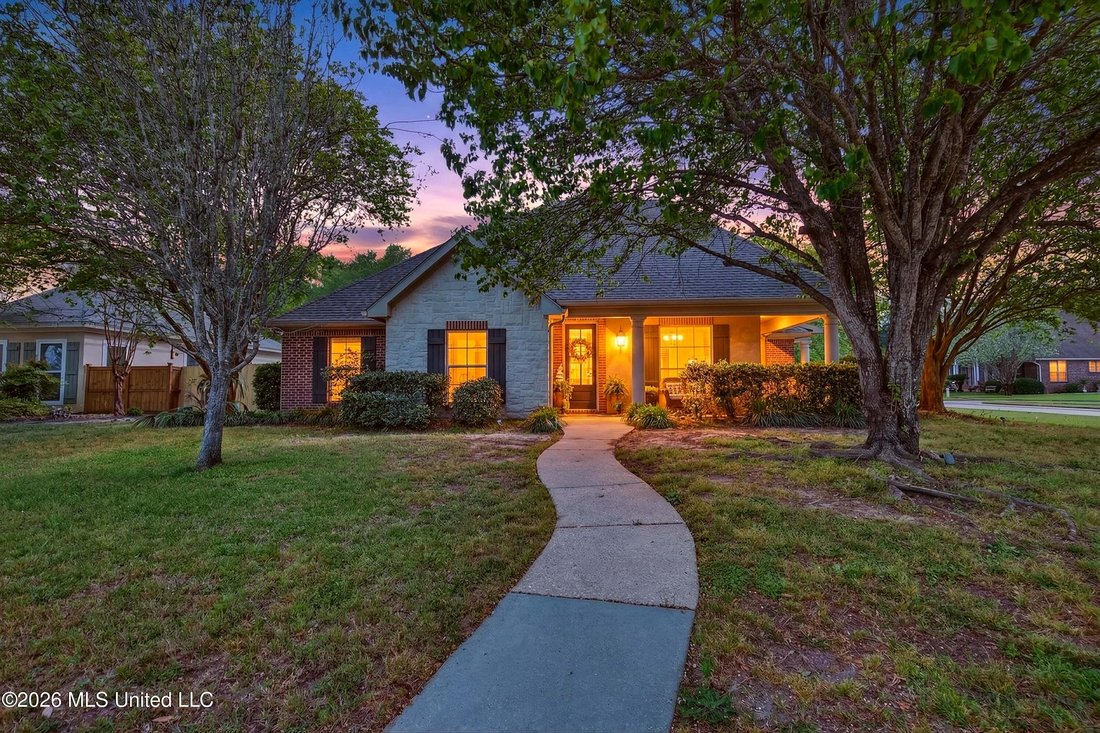 House in Biloxi, Mississippi, United States 1 - 18178819