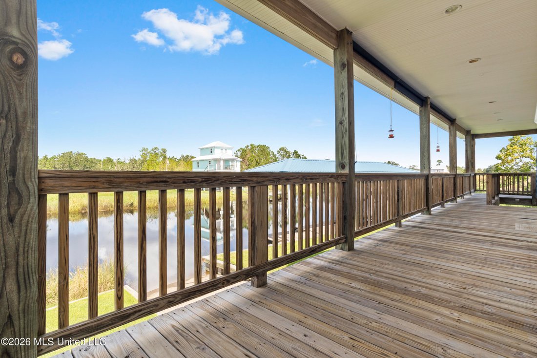 House in Bay St. Louis, Mississippi, United States 4 - 18179110