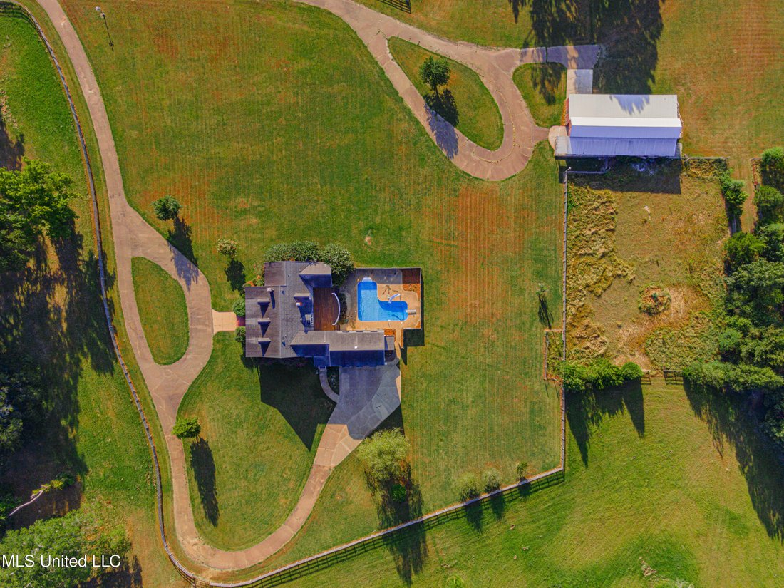 House in Flora, Mississippi, United States 3 - 18179106