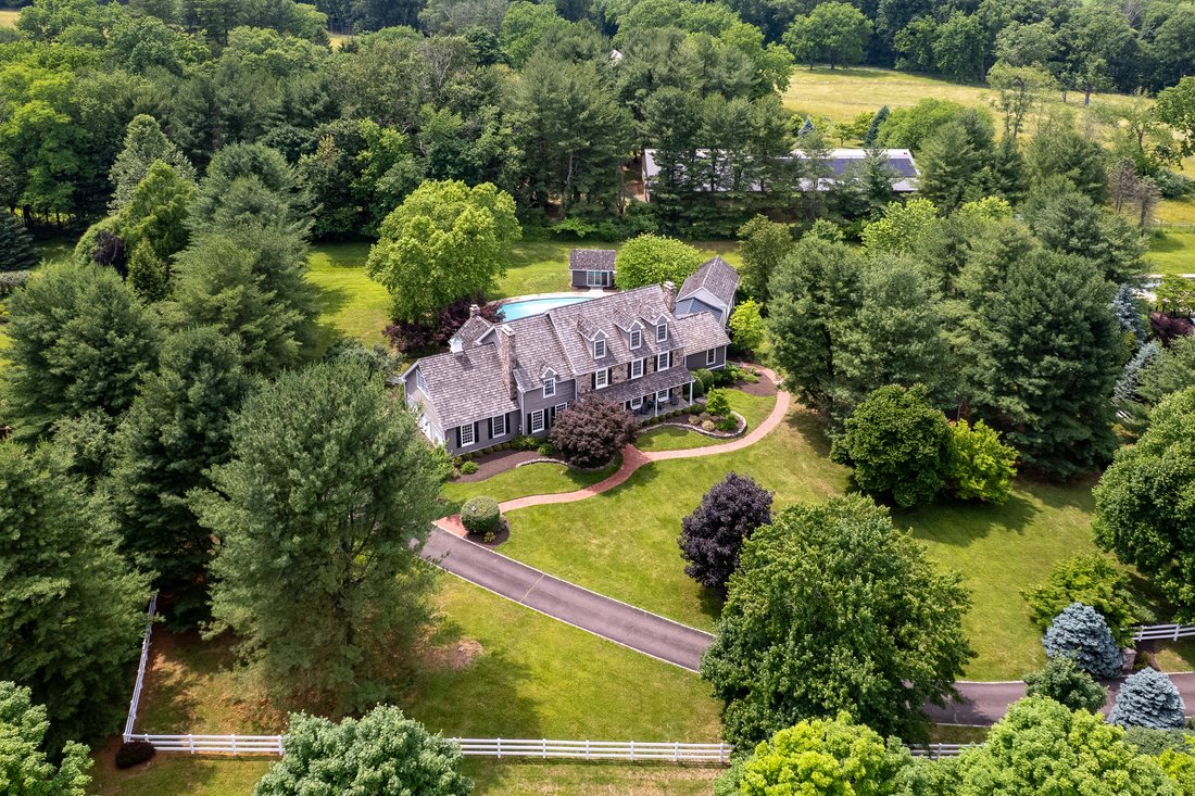 House in Solebury, Pennsylvania, United States 3 - 18181412