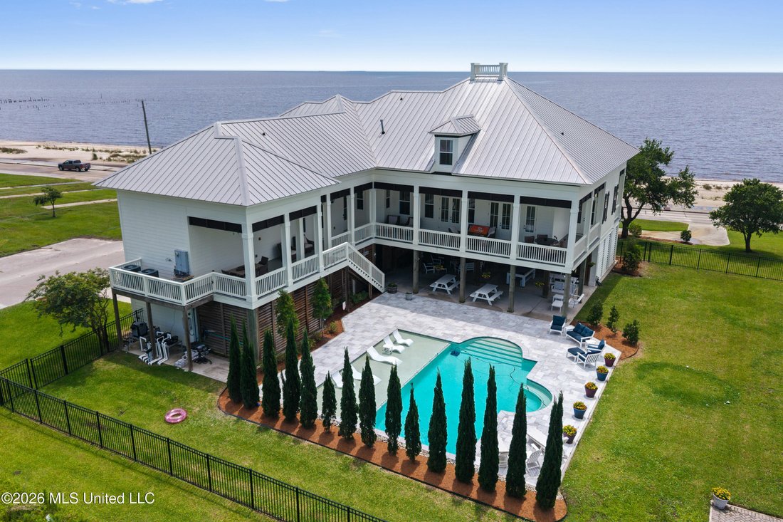 House in Waveland, Mississippi, United States 5 - 18179086