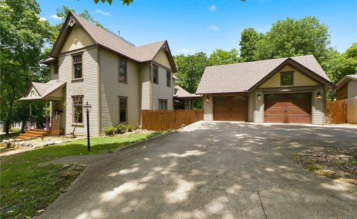 House in Fayetteville, Arkansas, United States 1