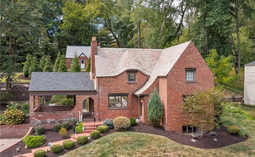 House in Upper Saint Clair, Pennsylvania, United States 1