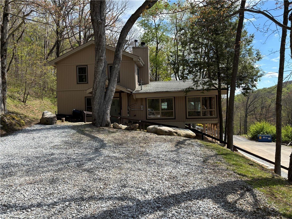 House in Champion, Pennsylvania, United States 3 - 18180443