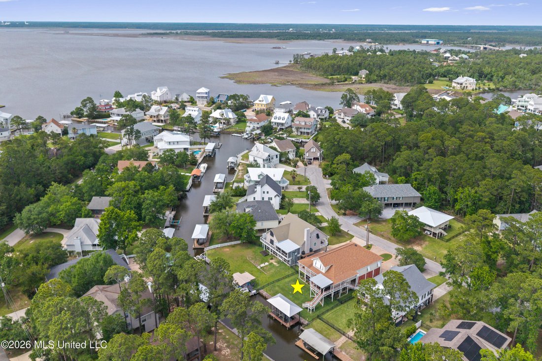 House in Pass Christian, Mississippi, United States 4 - 18178801