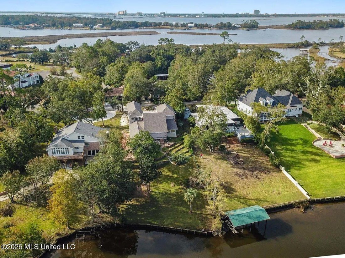 House in Ocean Springs, Mississippi, United States 5 - 18178977