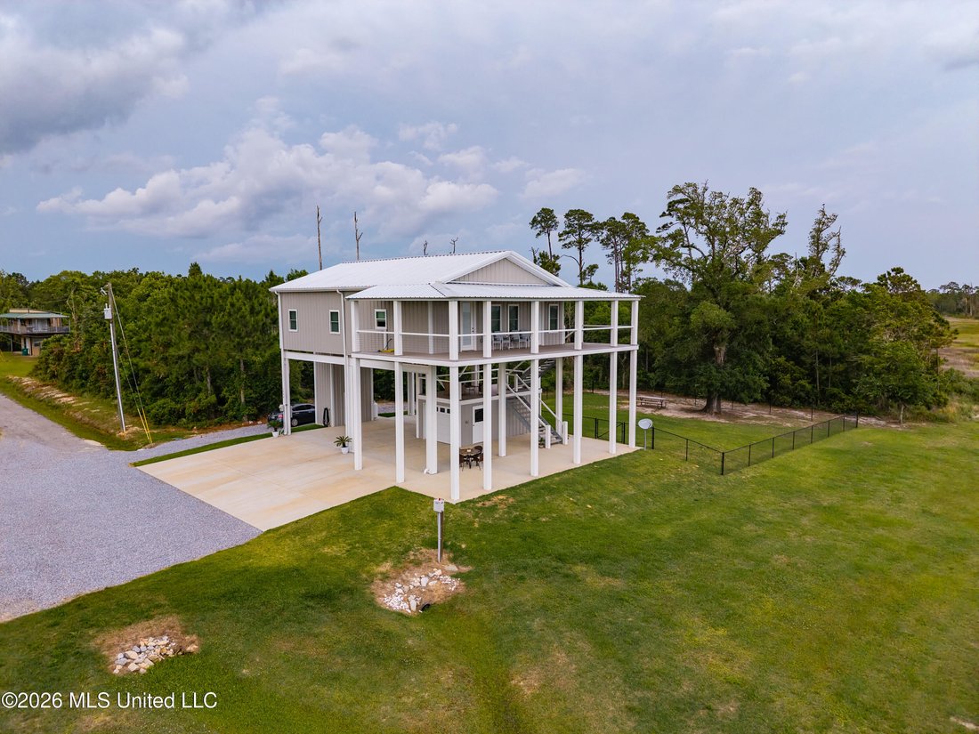 House in Bay St. Louis, Mississippi, United States 3 - 18178818