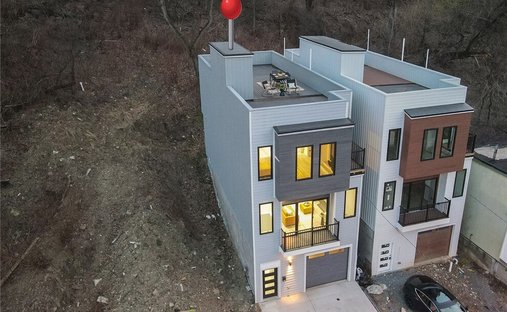 House in Pittsburgh, Pennsylvania, United States 1