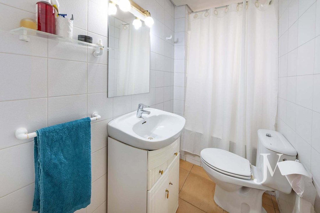 Fuencarral-El Pardo, Madrid, Spain 5 - 18181639