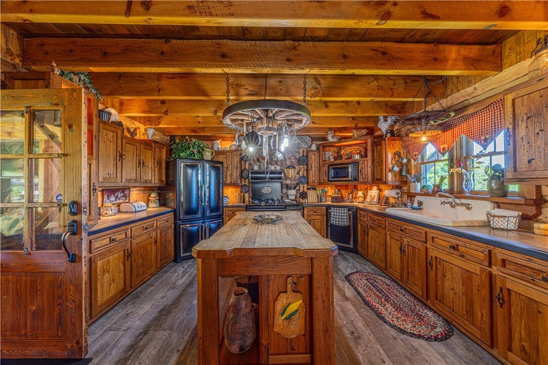 House in Confluence, Pennsylvania, United States 2 - 18180418