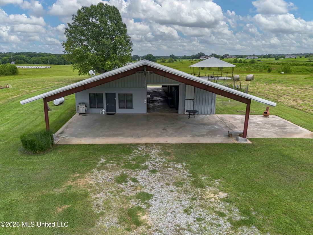 House in Flora, Mississippi, United States 5 - 18179049