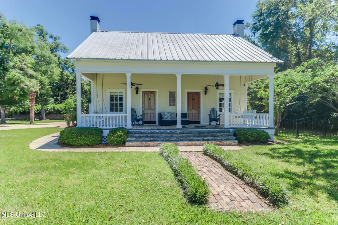 House in Biloxi, Mississippi, United States 5 - 18178899
