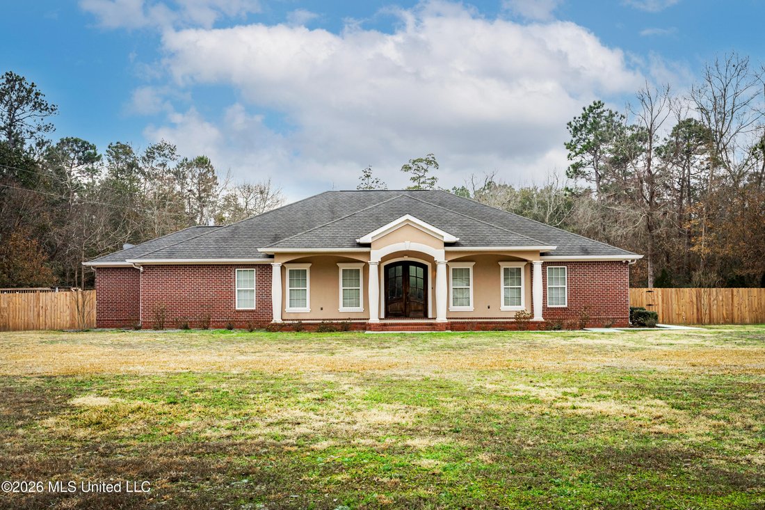 House in Ocean Springs, Mississippi, United States 1 - 18179499