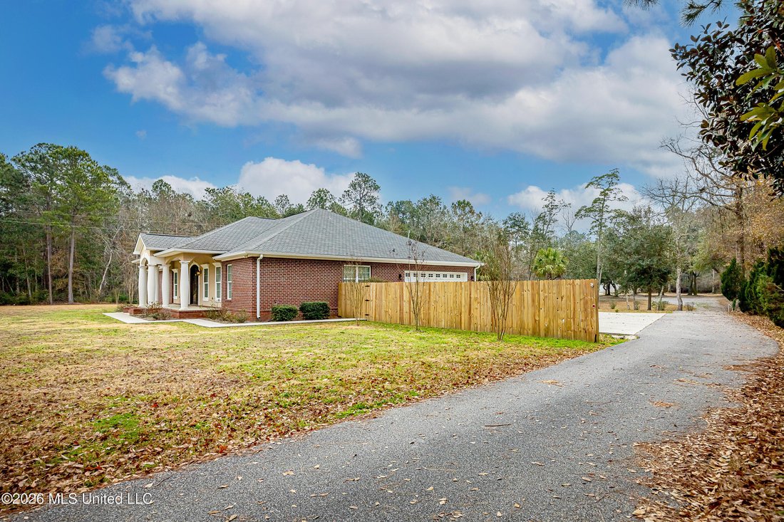 House in Ocean Springs, Mississippi, United States 3 - 18179499