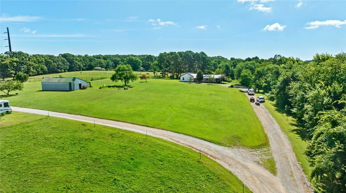 House in Maysville, Arkansas, United States 5 - 18179945