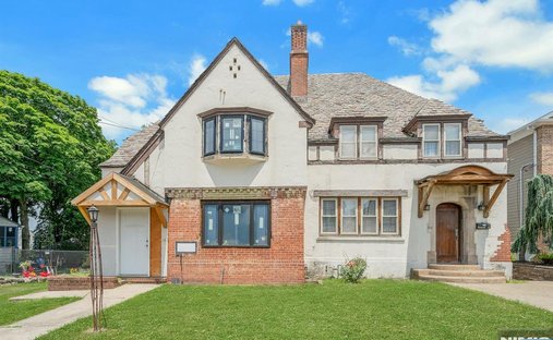 House in North Arlington, New Jersey, United States 1