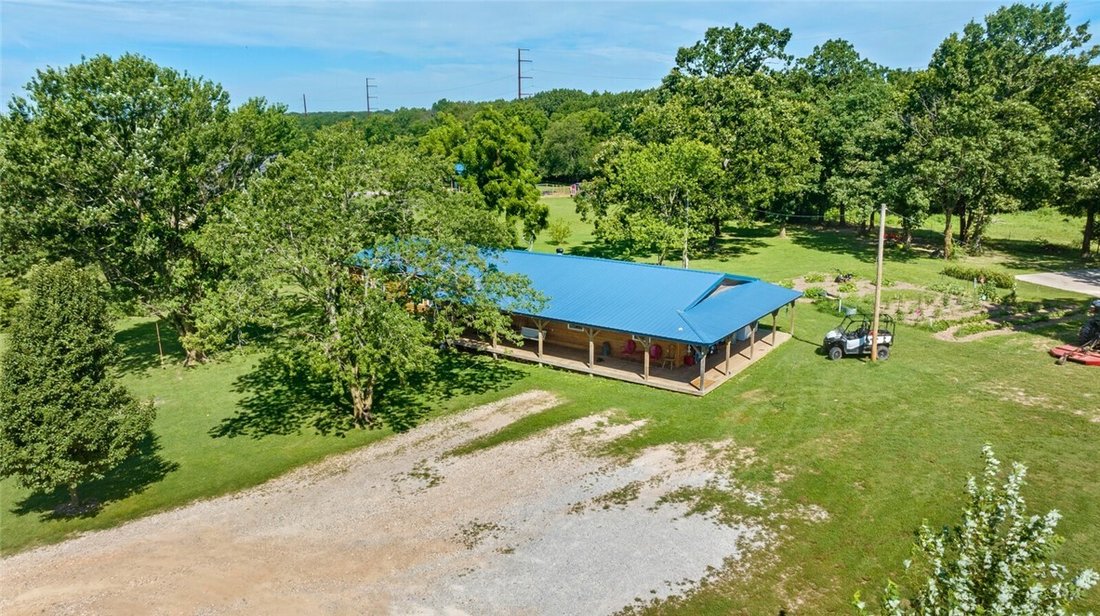 House in Maysville, Arkansas, United States 4 - 18179698