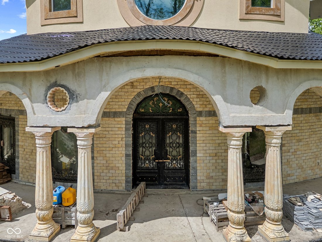 House in Shadeland, Indiana, United States 3 - 18177527