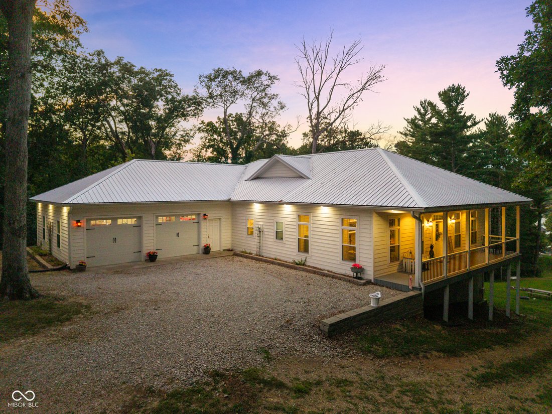 House in Columbus, Indiana, United States 1 - 18177412