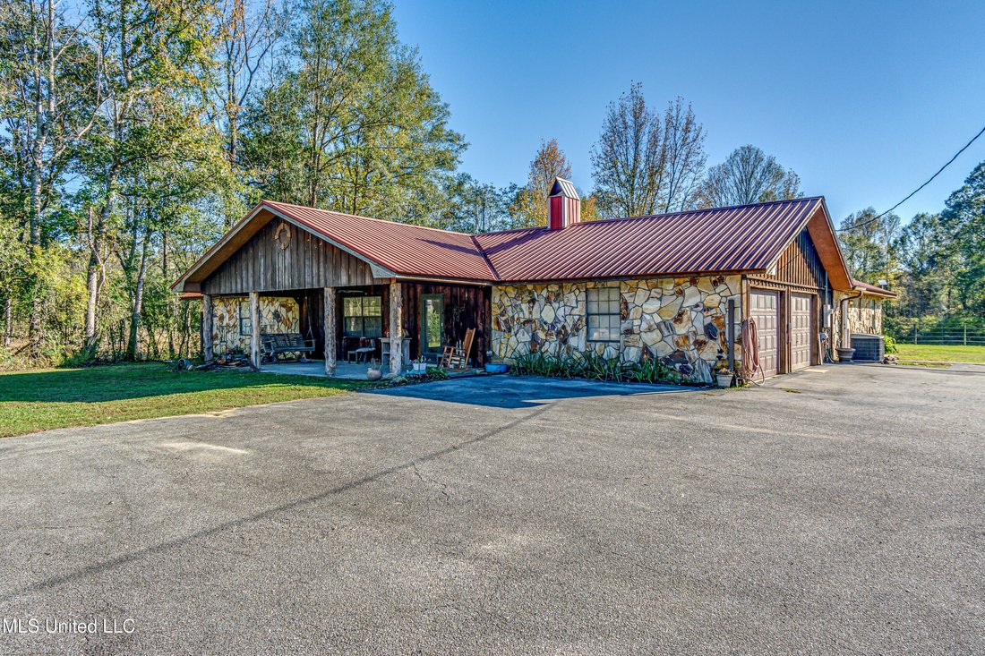 House in Taylorsville, Mississippi, United States 3 - 18178785