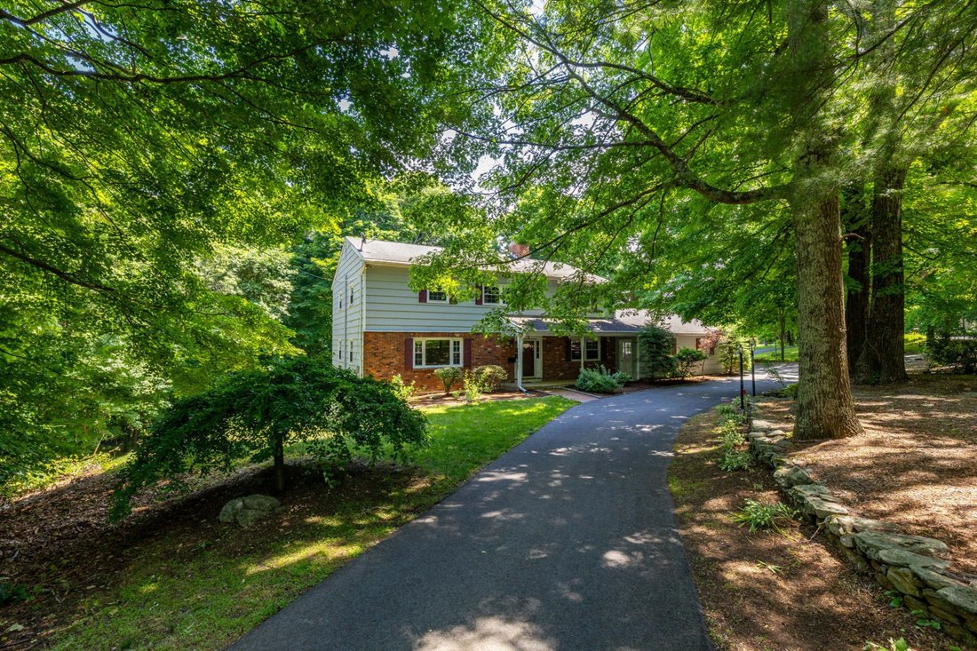 House in Woodbury, Connecticut, United States 1 - 18181129