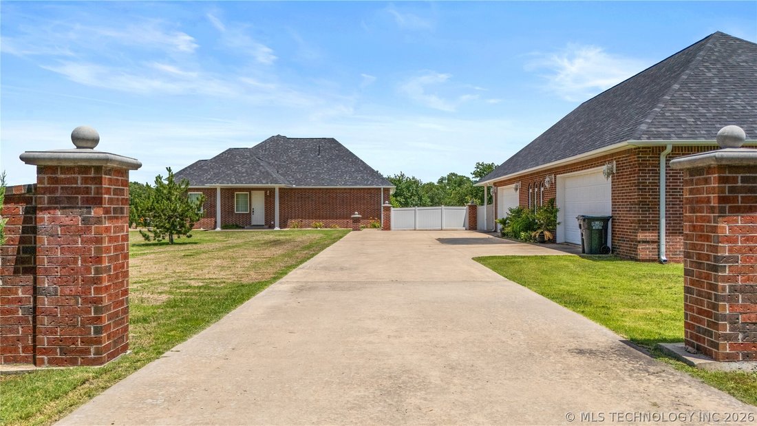 House in Ada, Oklahoma, United States 3 - 18178049