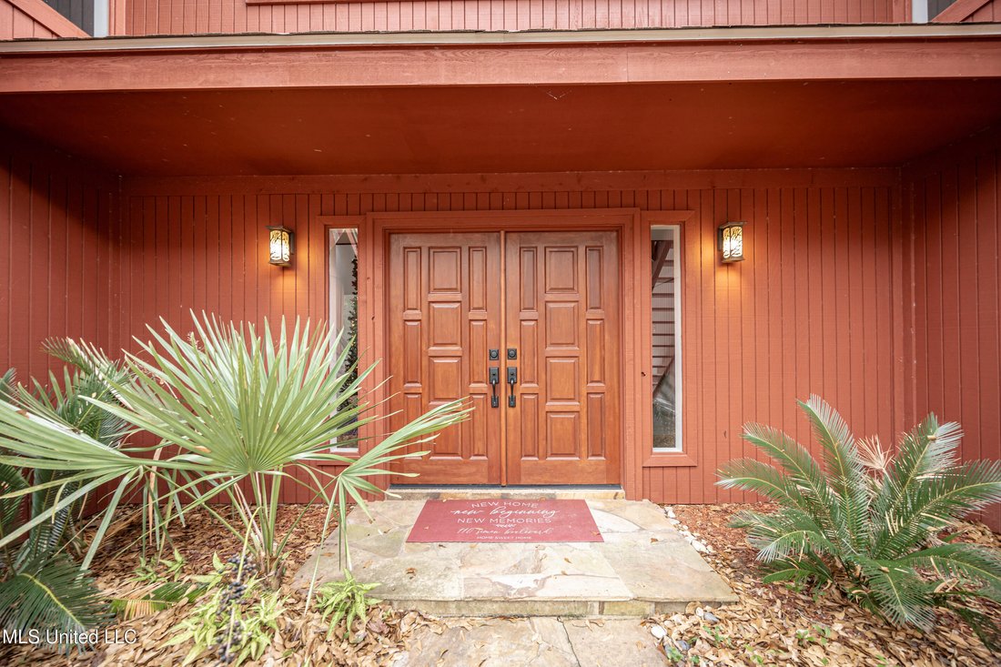 House in Ocean Springs, Mississippi, United States 3 - 18178813