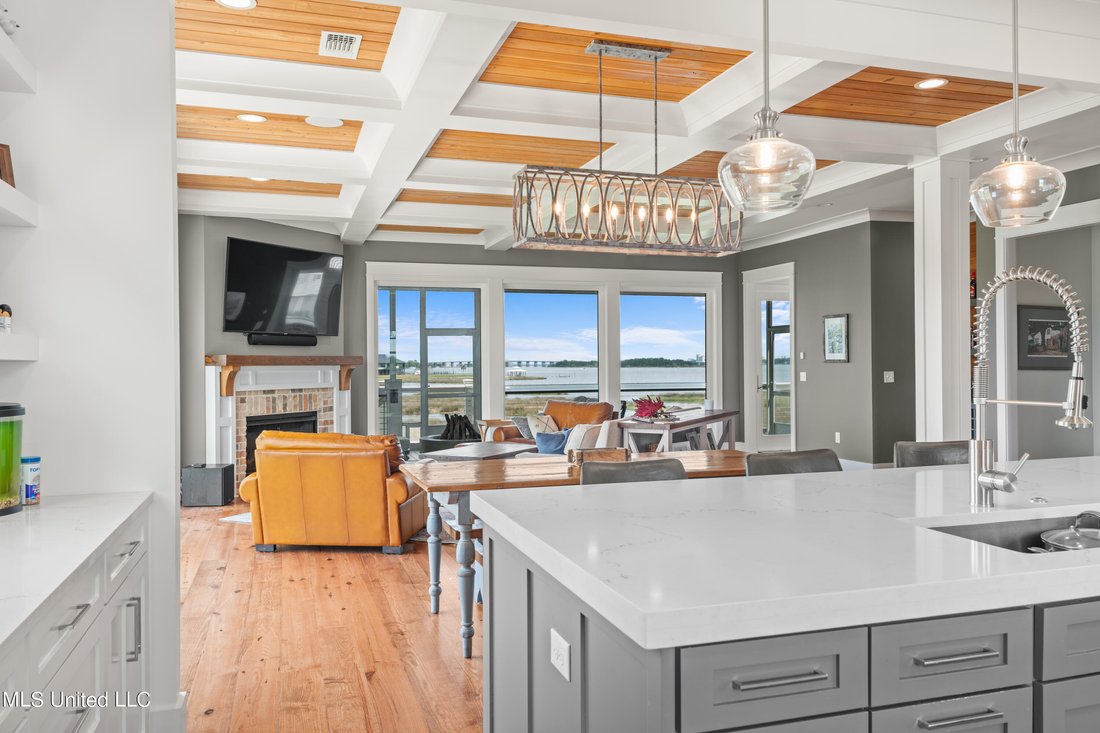 House in Biloxi, Mississippi, United States 3 - 18178978
