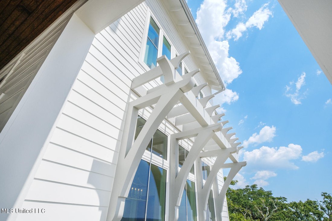 House in Ocean Springs, Mississippi, United States 3 - 18178859