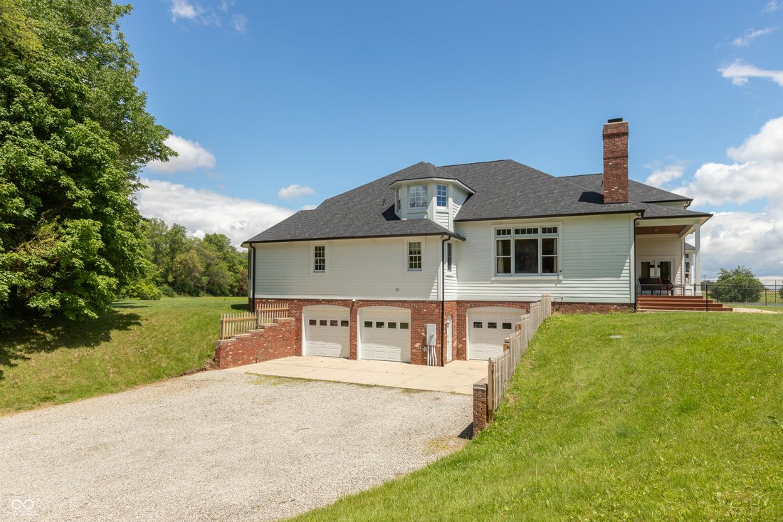 House in Fairland, Indiana, United States 3 - 18177824