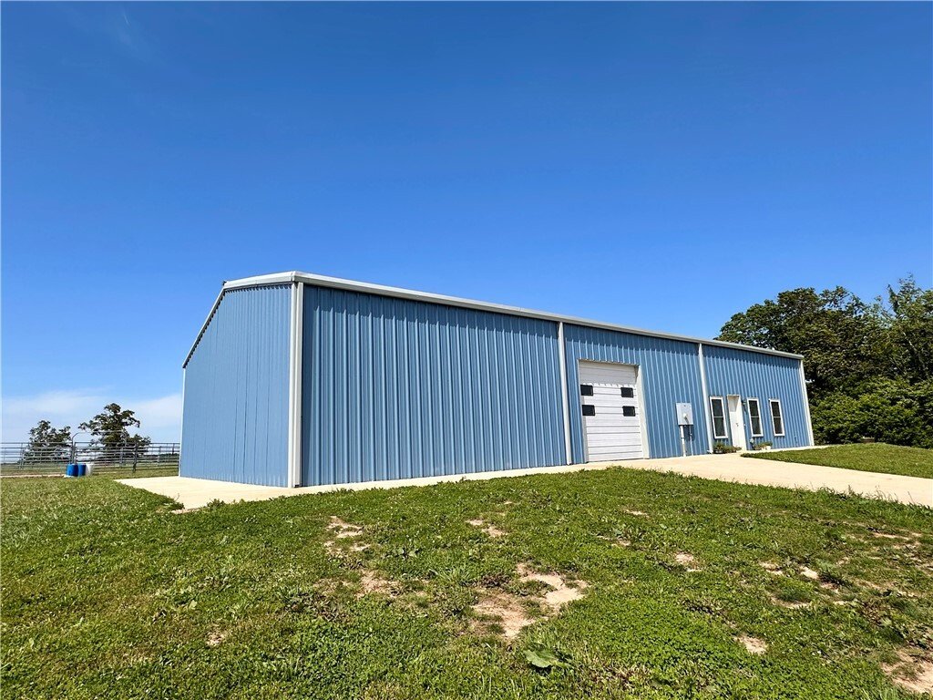 House in Gentry, Arkansas, United States 3 - 18179573
