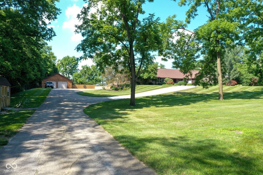House in Crawfordsville, Indiana, United States 1 - 18177774
