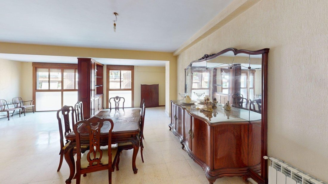 Apartment in Los Remedios, Seville, Spain 4 - 18181152