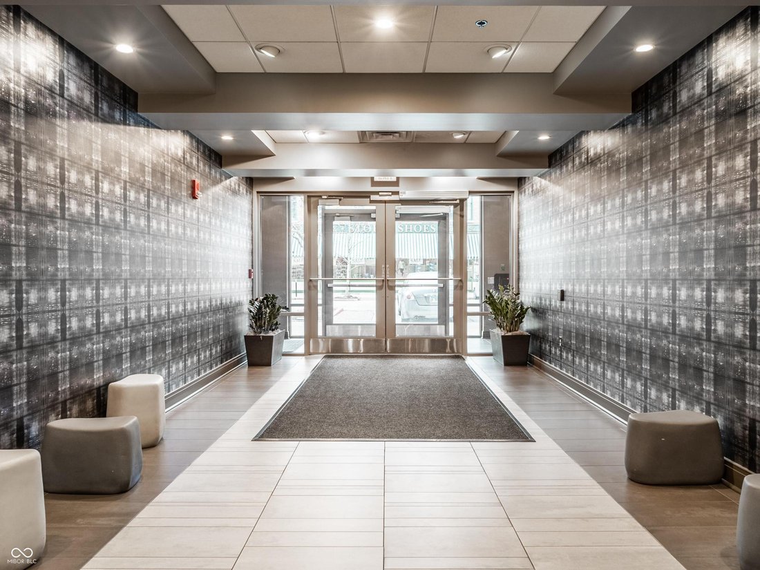 Condo in Indianapolis, Indiana, United States 4 - 18177669