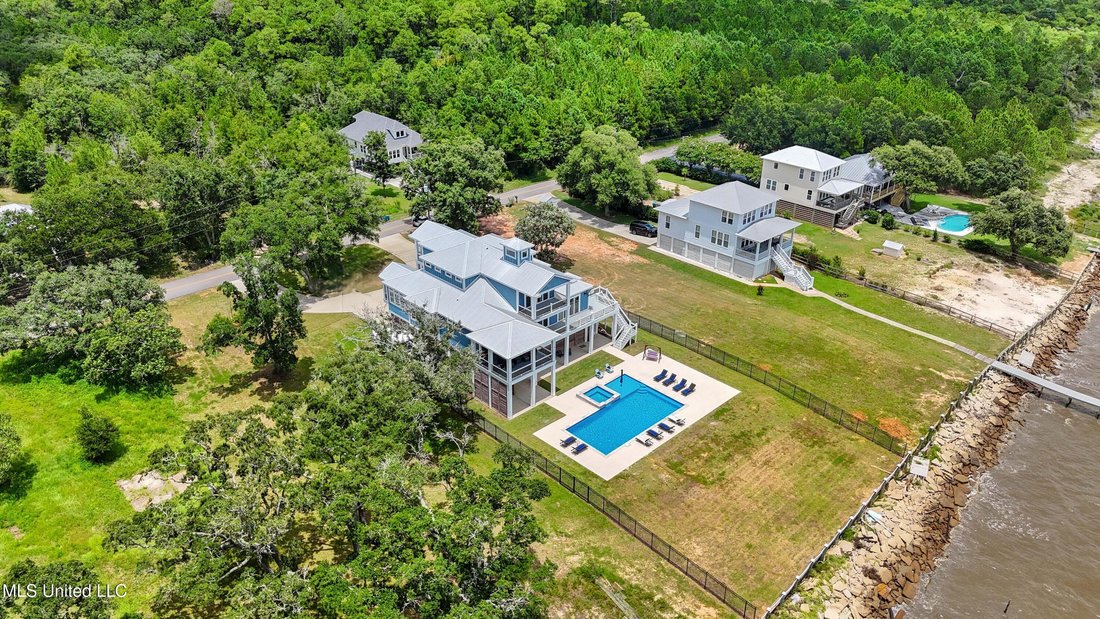 House in Ocean Springs, Mississippi, United States 3 - 18178594
