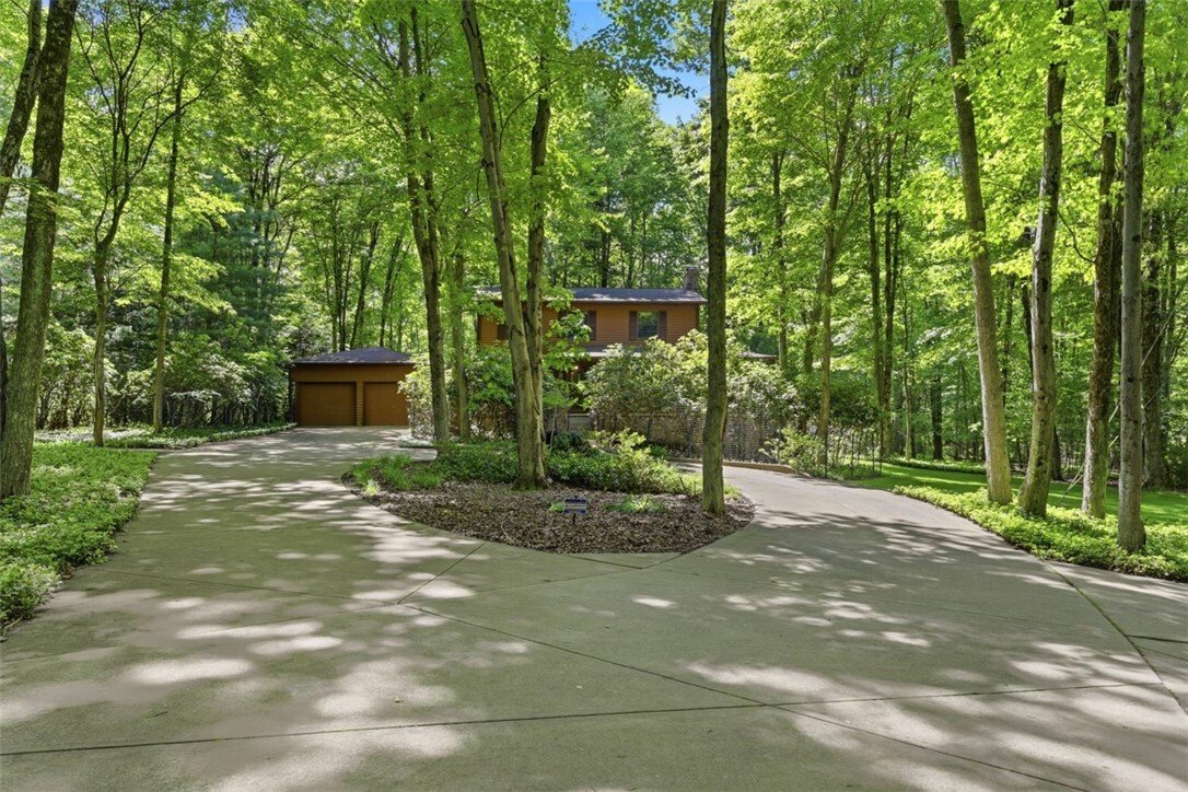 House in Gibsonia, Pennsylvania, United States 1 - 18180260