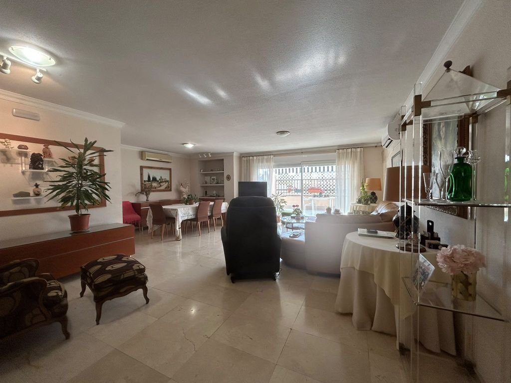 Apartment in Marbella, Andalusia, Spain 4 - 18181193