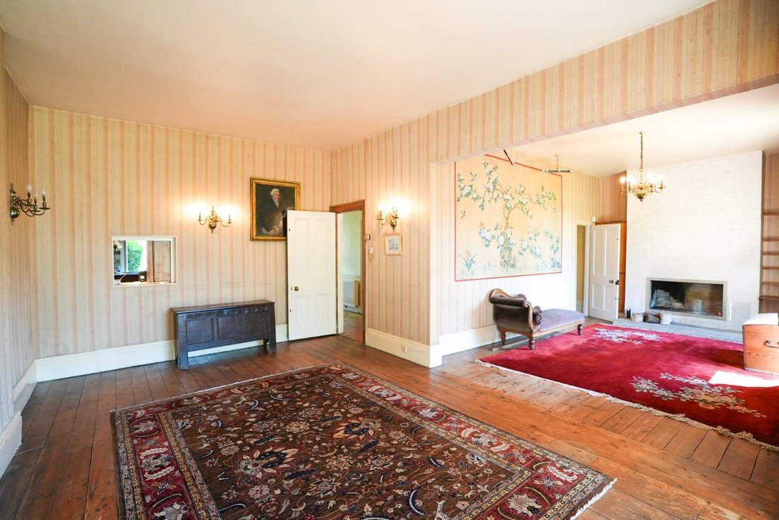 House in Ealing (London Borough of Ealing), Ealing, England 4 - 18181611