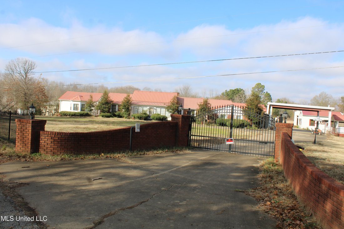 House in Byhalia, Mississippi, United States 3 - 18179023