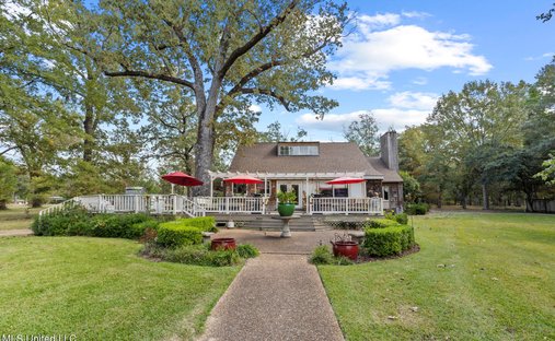 House in Brandon, Mississippi, United States 1