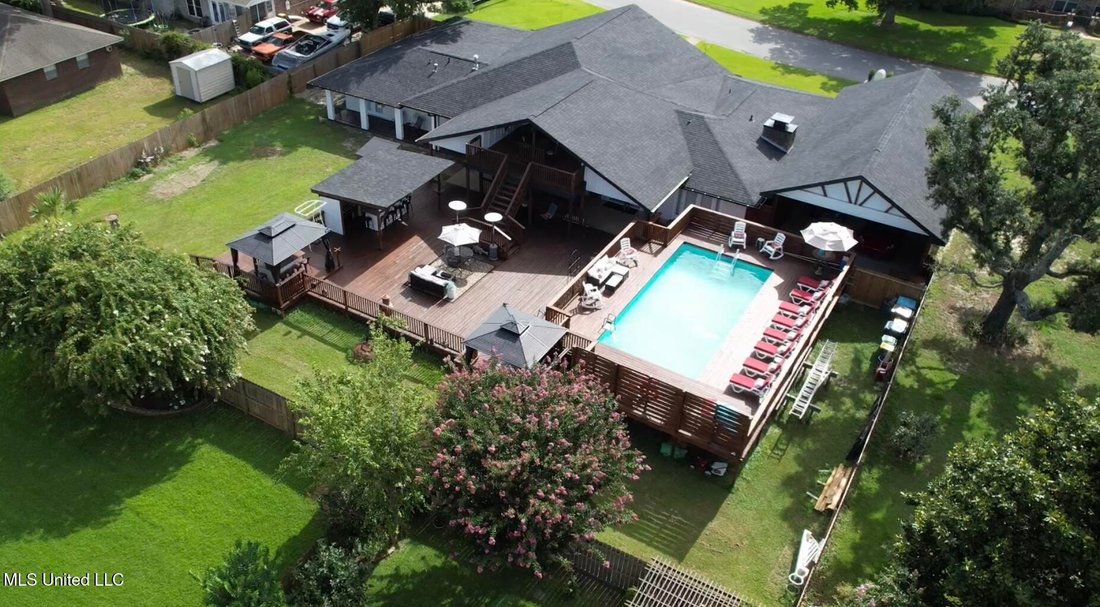 House in Biloxi, Mississippi, United States 2 - 18178946