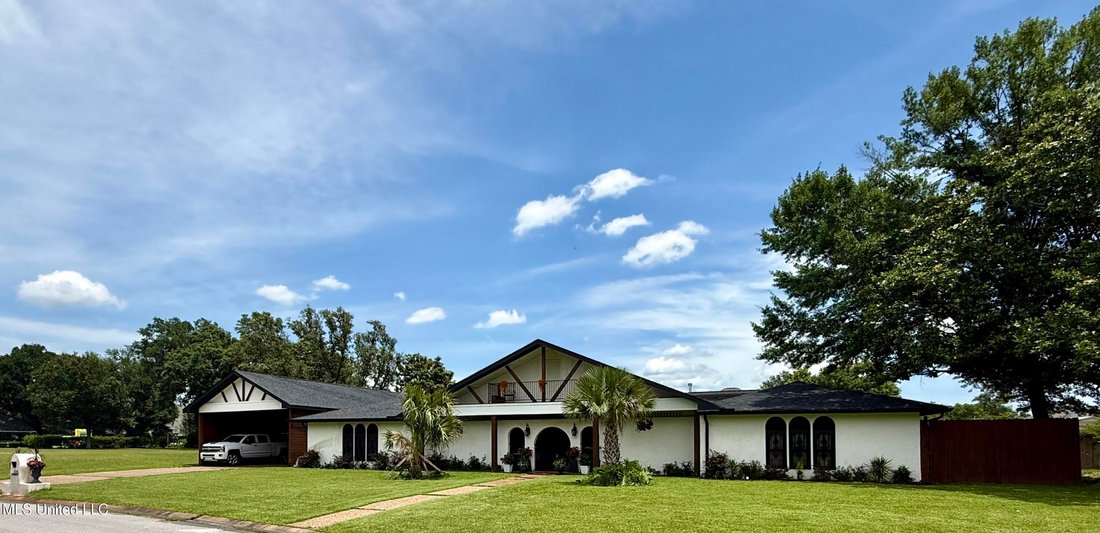 House in Biloxi, Mississippi, United States 5 - 18178946
